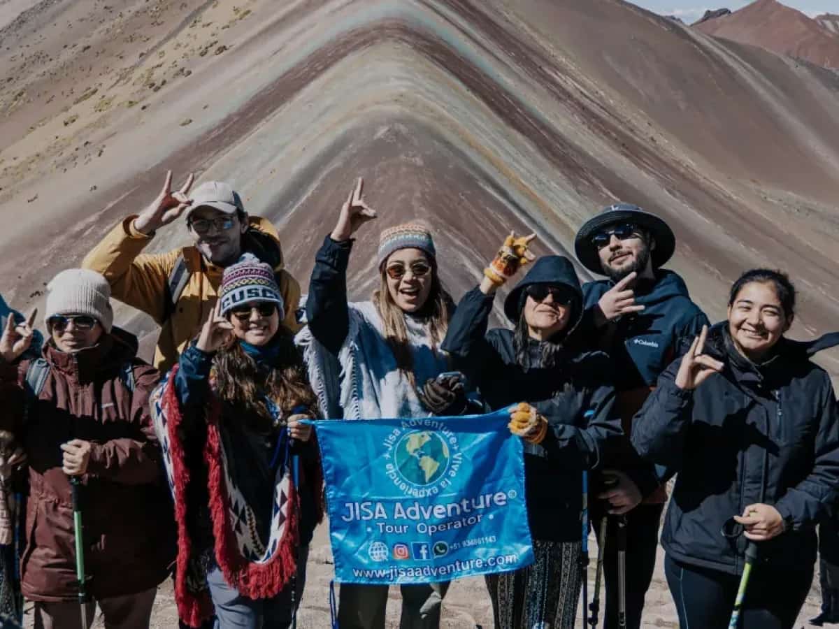 caminata full day montaña 7 colores